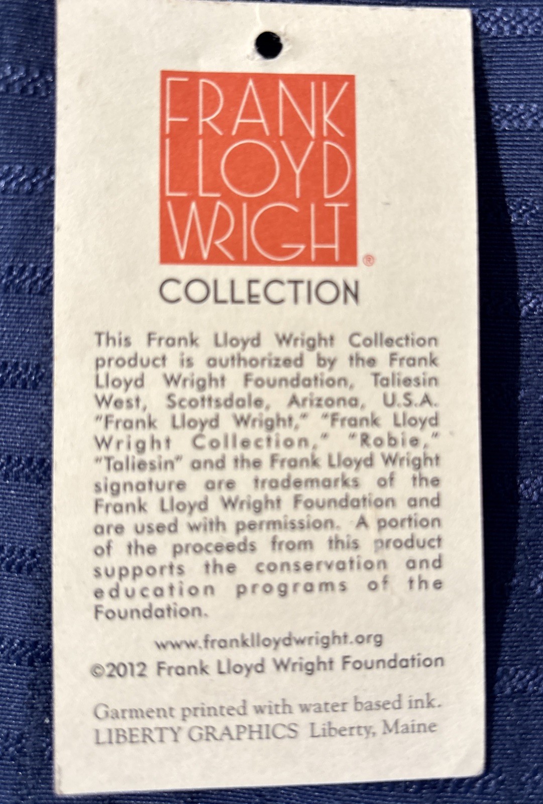Frank Lloyd Wright Collection T-shirt Cityscape Art Chicago Size S Long Sleeves