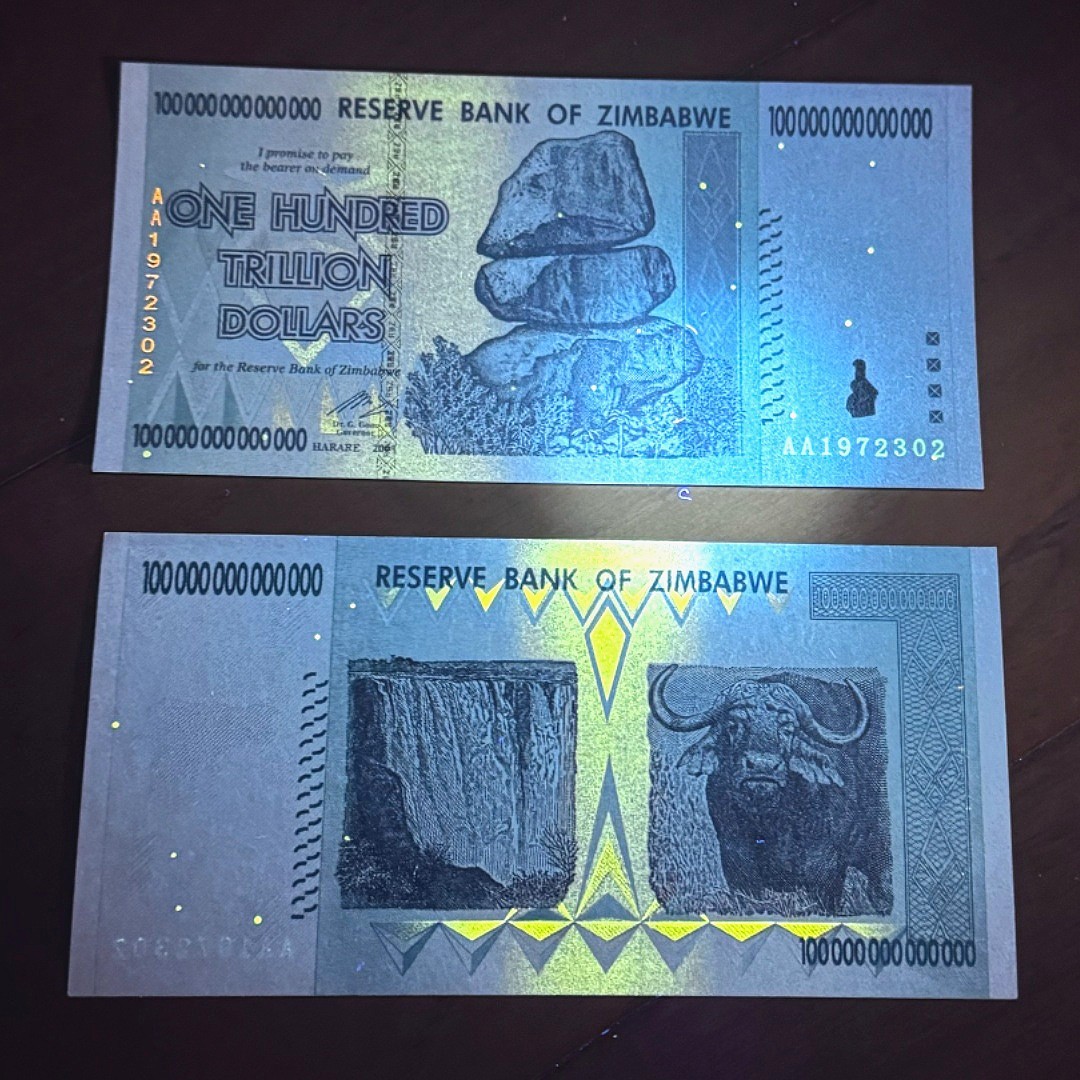 Zimbabwe 100 Trillion Dollar Banknote Uncirculated Currency Collectible UNC Note