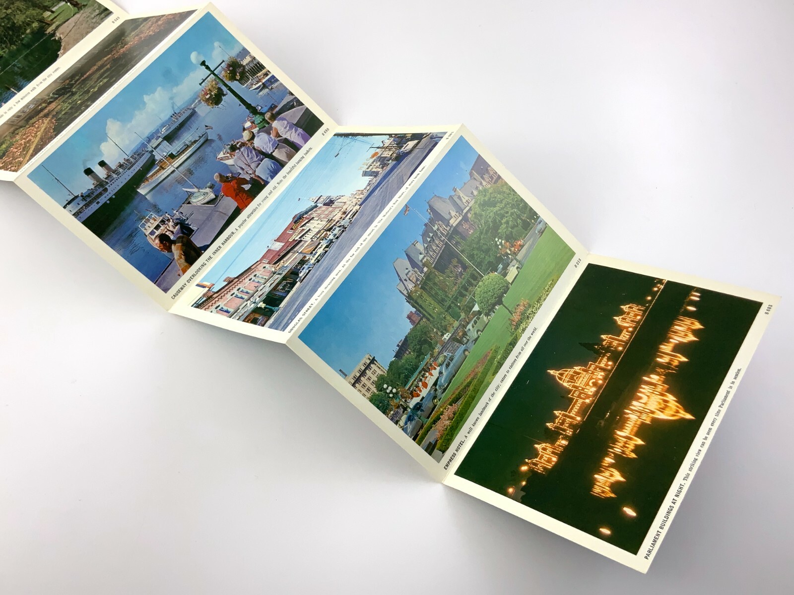 Victoria British Columbia Souvenir Folder Printed Lithograph Post Cards 707C